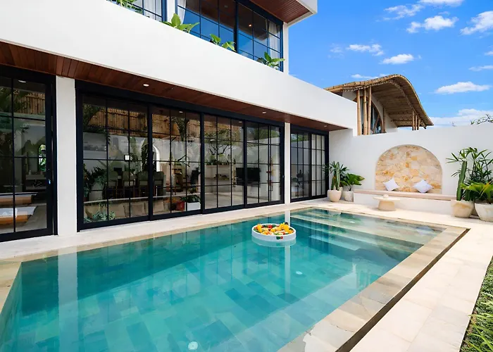 Layth - Modern 4br With Sunken Seating, ヴィラ