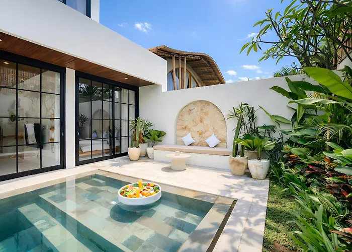 Layth - Modern 4br With Sunken Seating, * Canggu